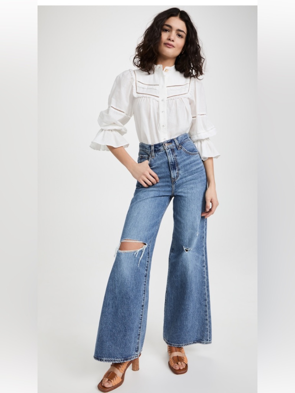 Levi’s High Loose Flare in “Take Notes”